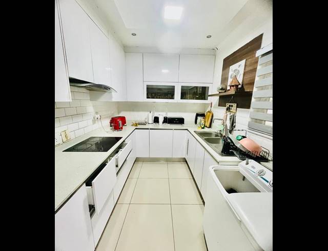 3 BEDROOM HOUSE FOR SALE IN AVOCA